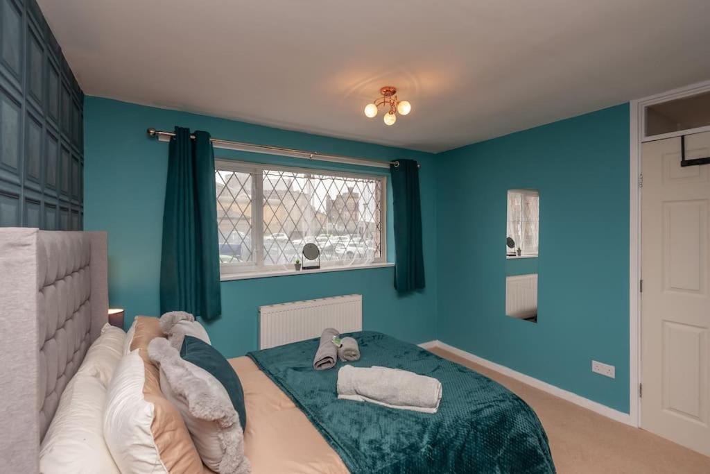 Leed Centre - Armley Wortley *